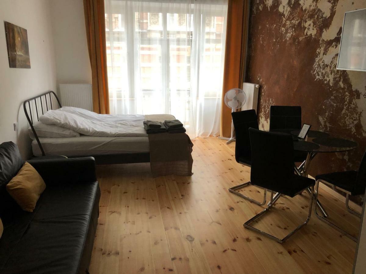 Apartamenty Mikubo วรอตซวาฟ ภายนอก รูปภาพ